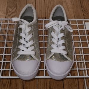 Guess sparkle sneakers Size 9M